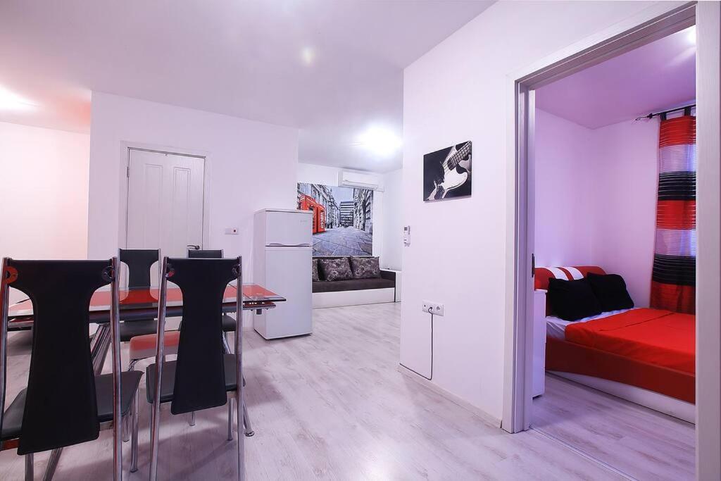 Modern Delux Apartments In Flowers&Pool Private Complex Balchik Bagian luar foto