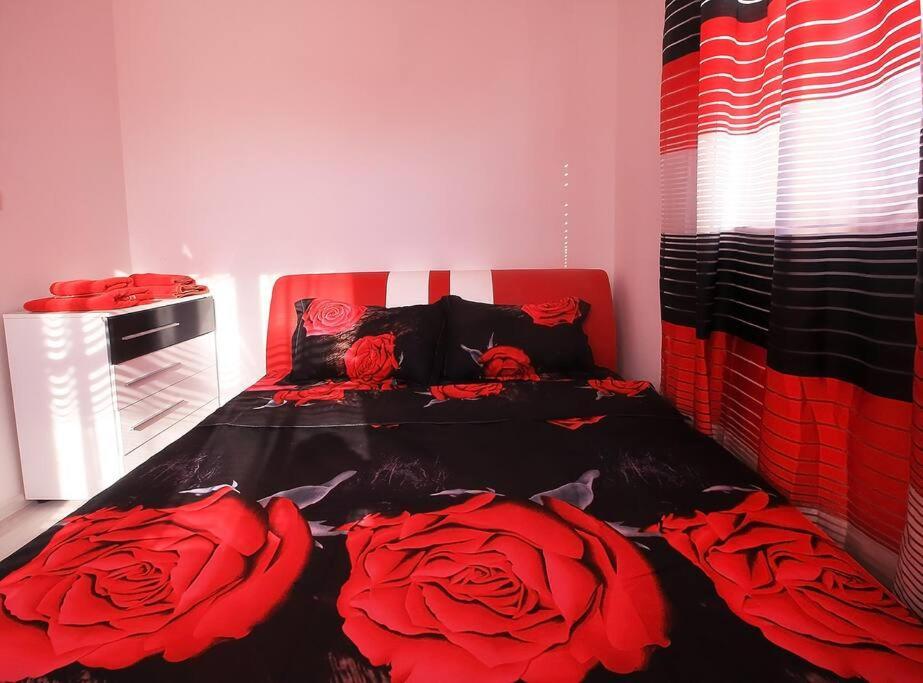 Modern Delux Apartments In Flowers&Pool Private Complex Balchik Bagian luar foto