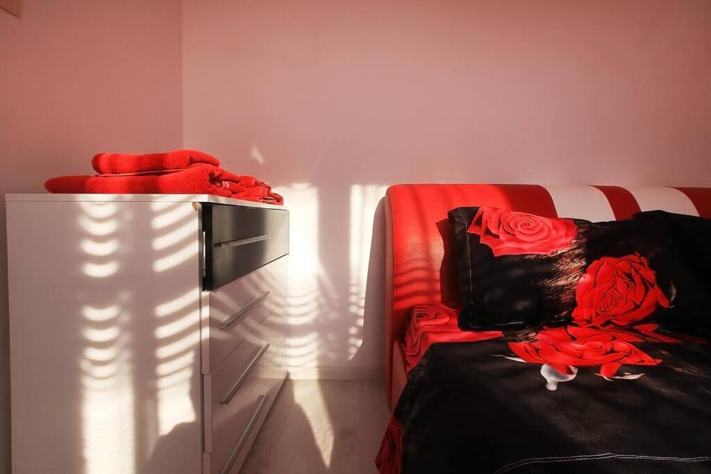 Modern Delux Apartments In Flowers&Pool Private Complex Balchik Bagian luar foto