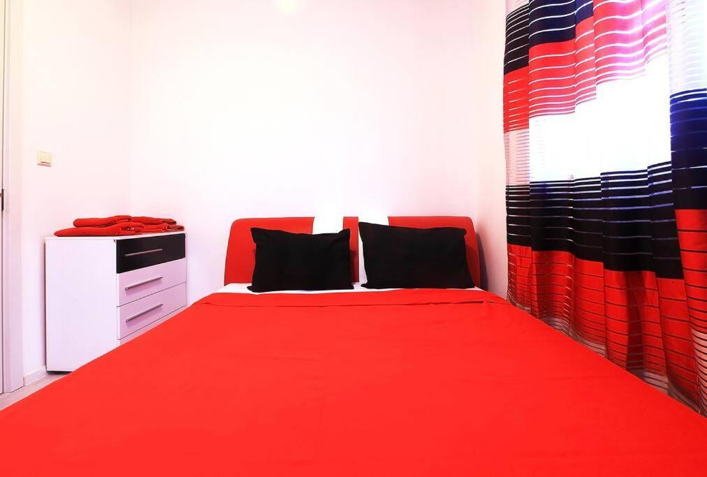 Modern Delux Apartments In Flowers&Pool Private Complex Balchik Bagian luar foto