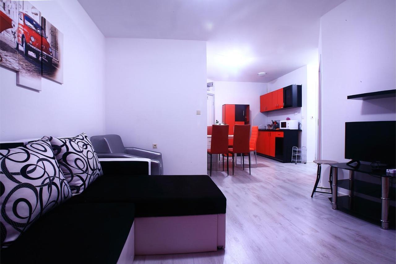 Modern Delux Apartments In Flowers&Pool Private Complex Balchik Bagian luar foto