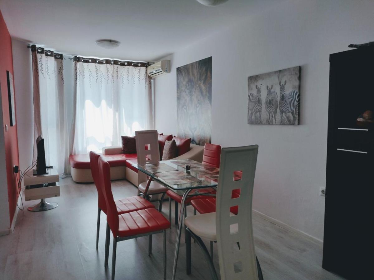 Modern Delux Apartments In Flowers&Pool Private Complex Balchik Bagian luar foto