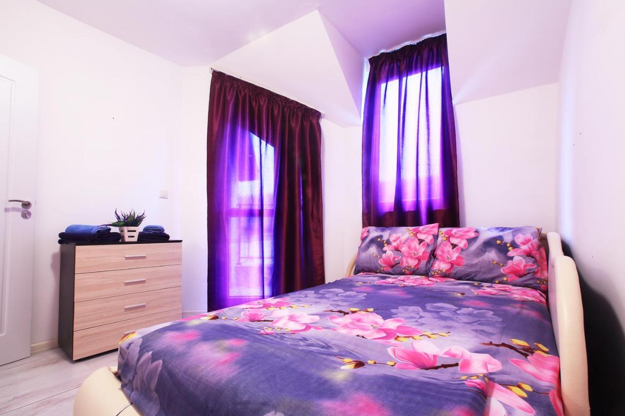 Modern Delux Apartments In Flowers&Pool Private Complex Balchik Bagian luar foto