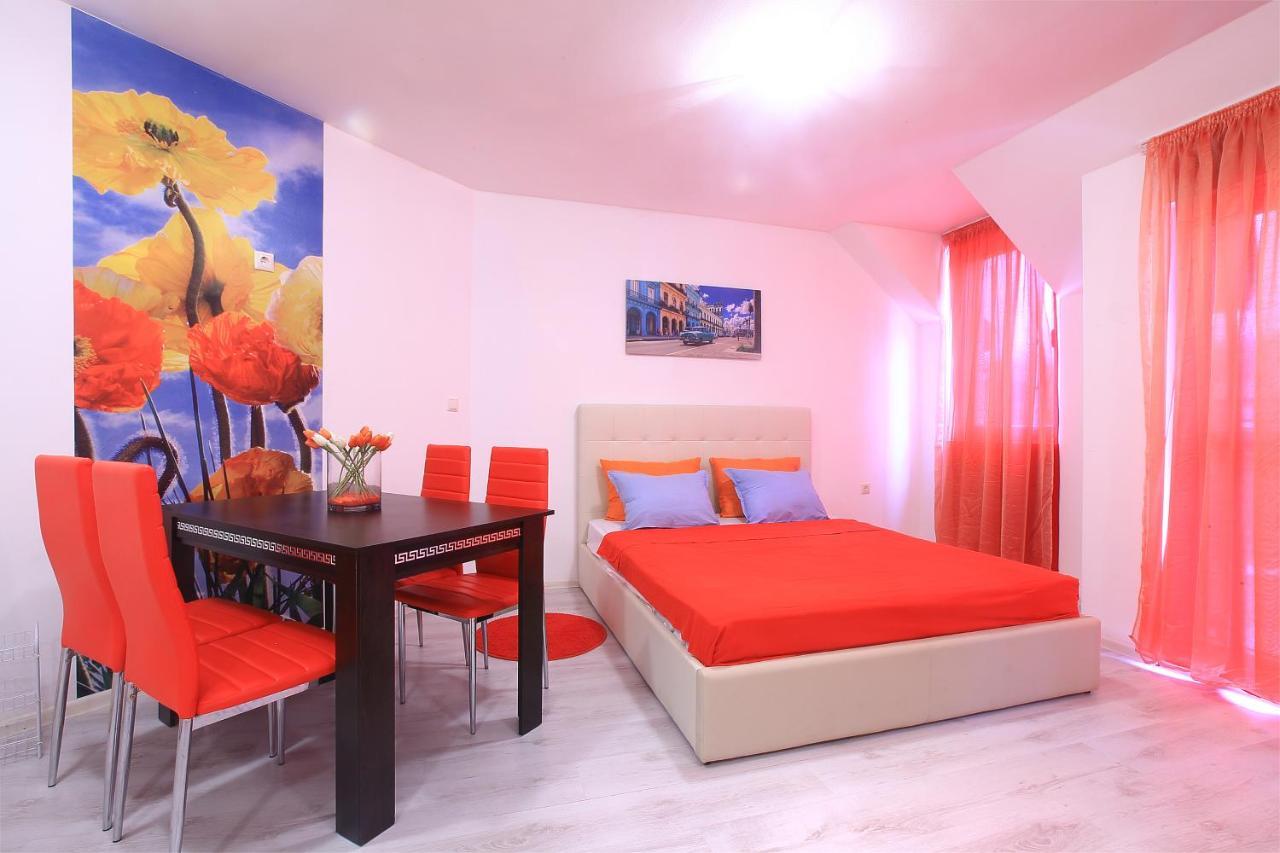 Modern Delux Apartments In Flowers&Pool Private Complex Balchik Bagian luar foto