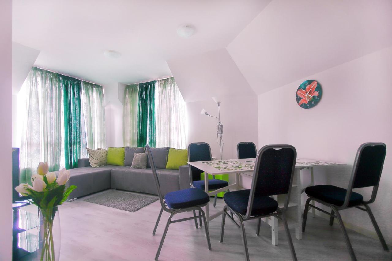 Modern Delux Apartments In Flowers&Pool Private Complex Balchik Bagian luar foto