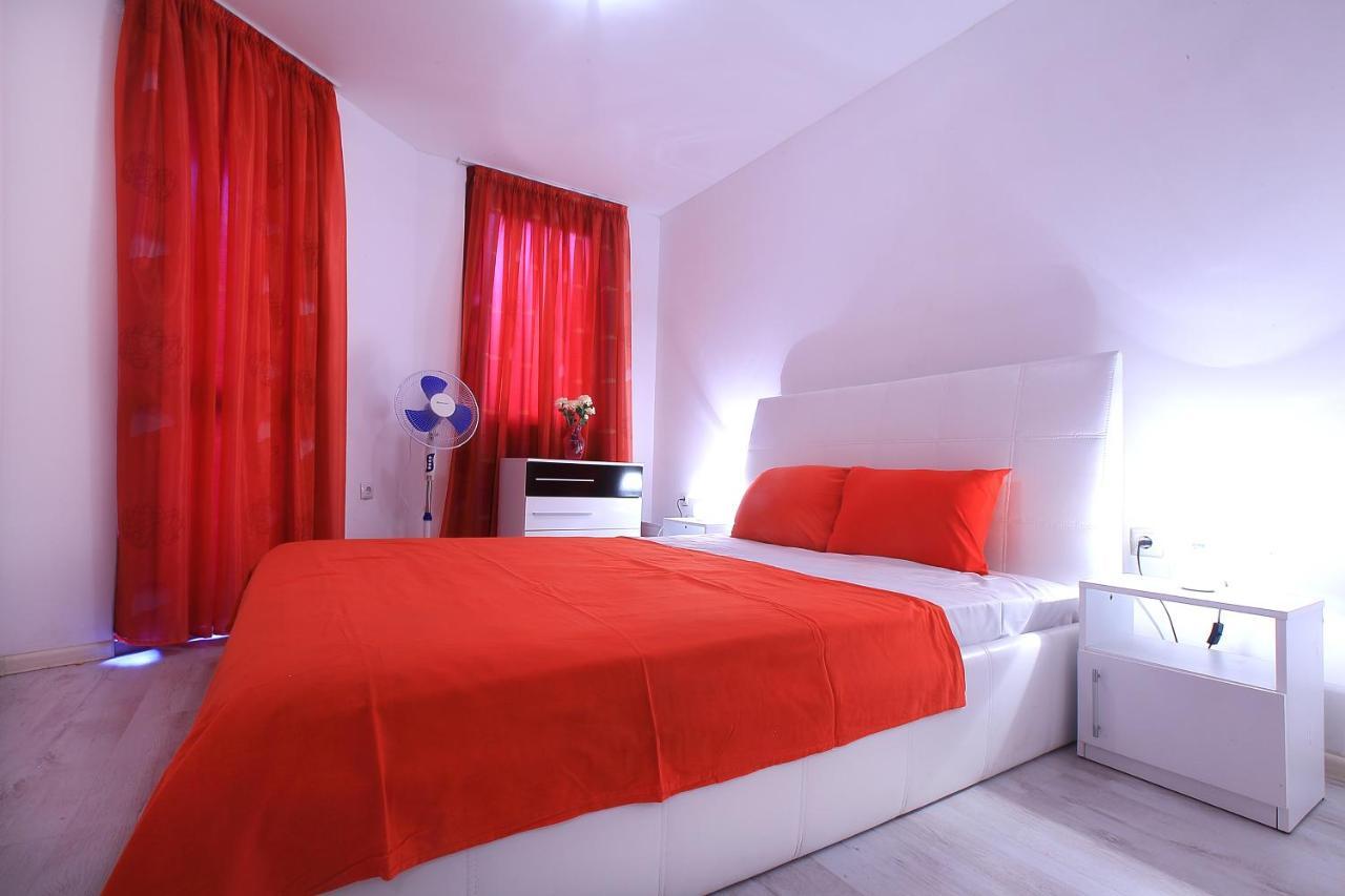 Modern Delux Apartments In Flowers&Pool Private Complex Balchik Bagian luar foto