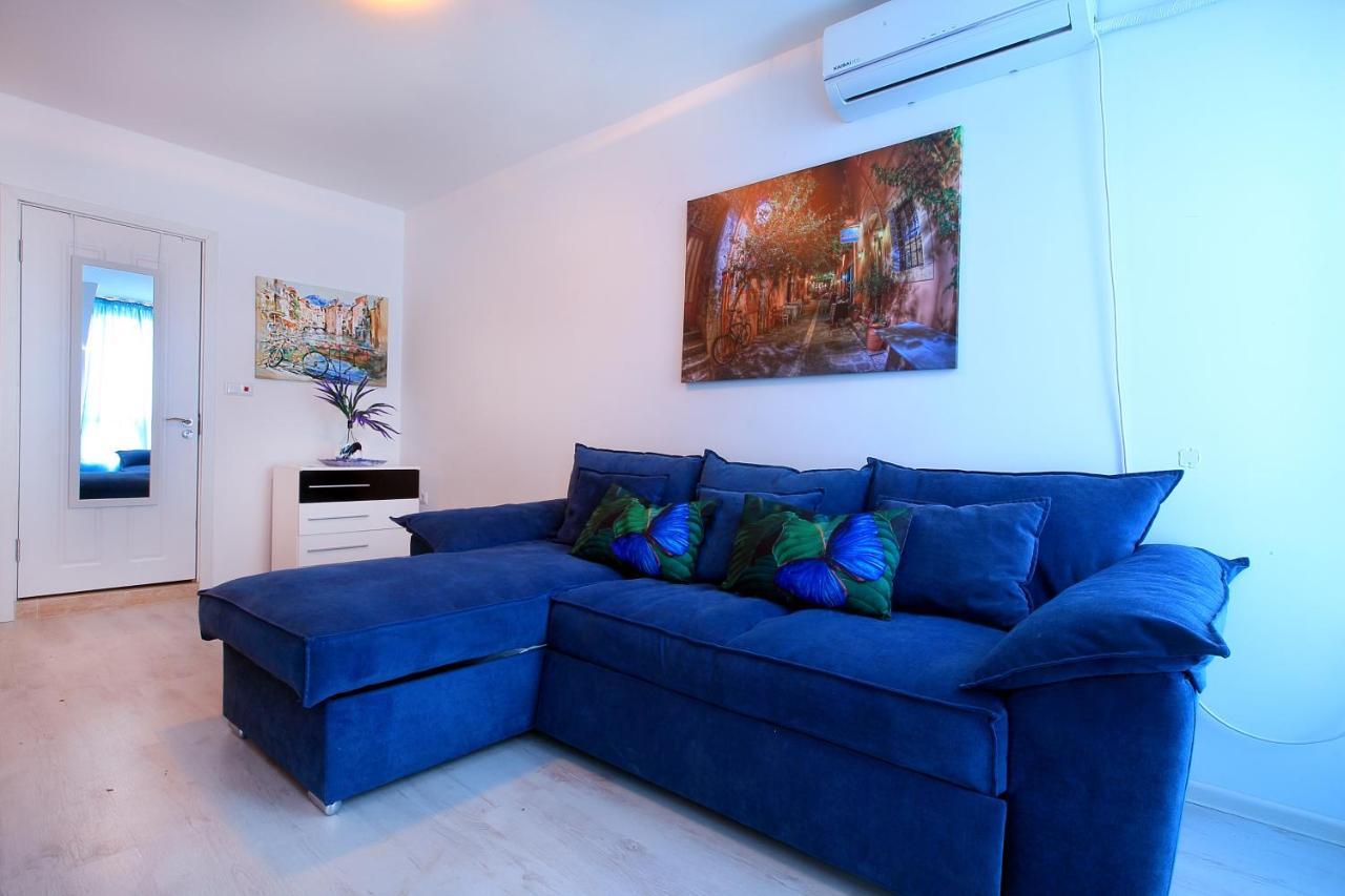 Modern Delux Apartments In Flowers&Pool Private Complex Balchik Bagian luar foto