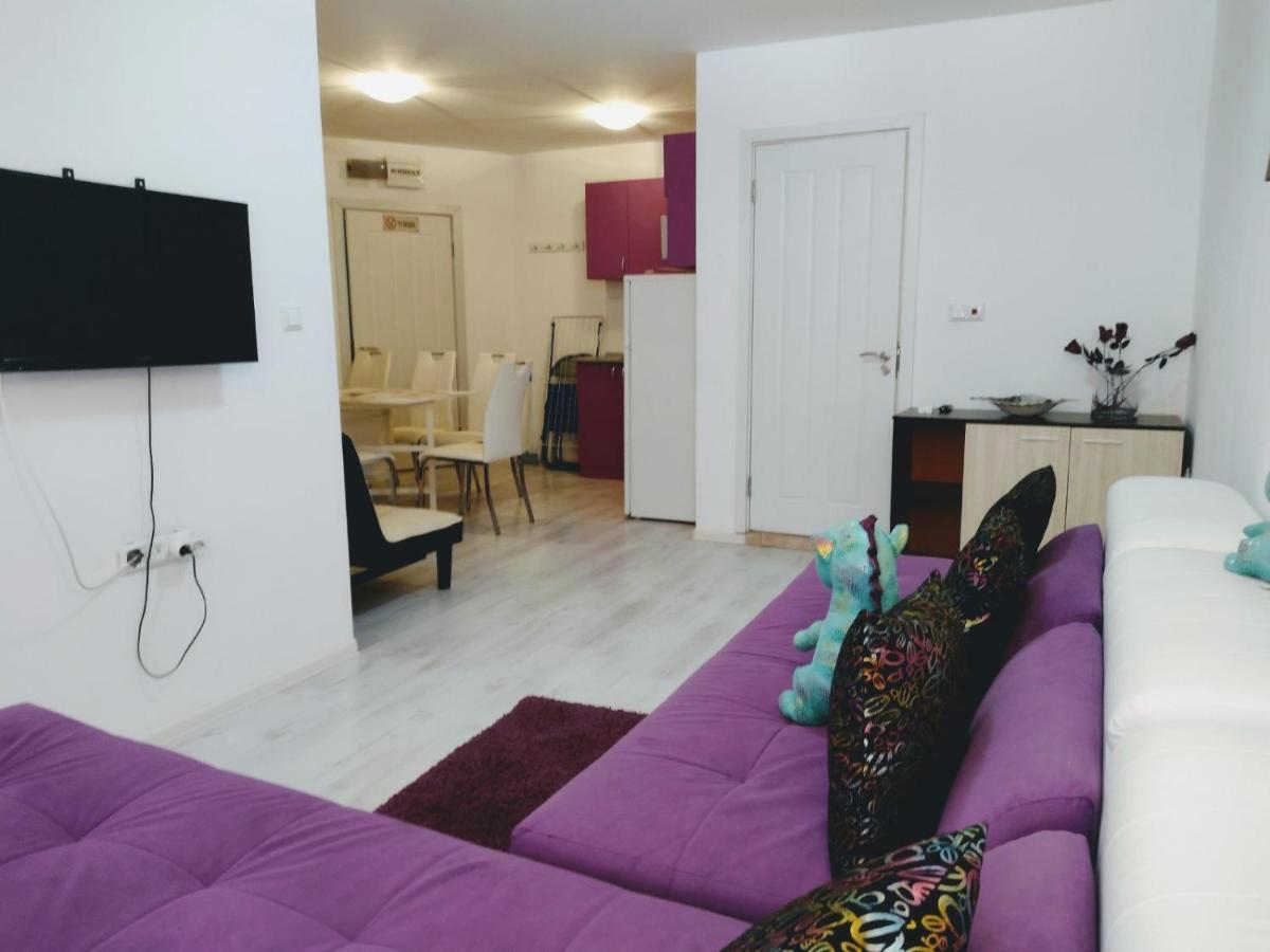 Modern Delux Apartments In Flowers&Pool Private Complex Balchik Bagian luar foto